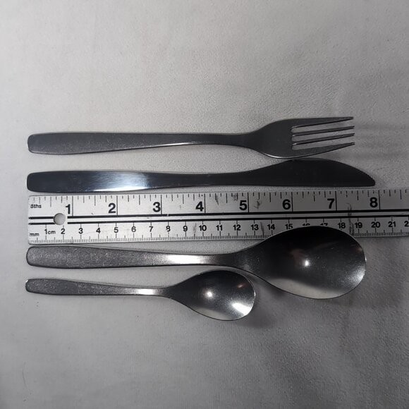 IKEA Tillagd 48 Pc Flatware Set Lot Silver Dragon Probyn Stainless 904.075.52 - Picture 14 of 16